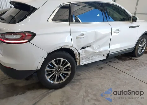 2019 Lincoln Nautilus Select z USA, uszkodzony, nr VIN 2LMPJ6K98KBL24437